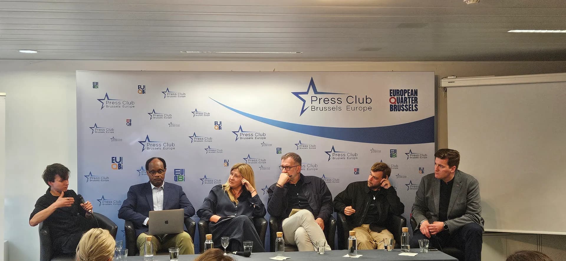 When the War Stops Making the News: The Silent Battle of War Journalists