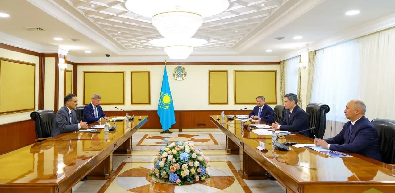 University of Arizona Delegation Visits Kazakhstan